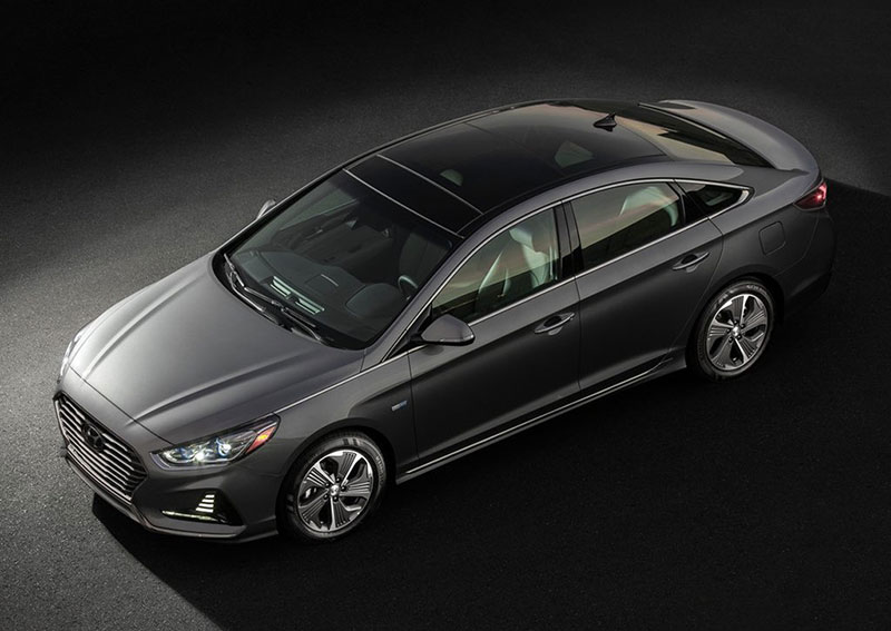 Hyundai Sonata Hybrid 2018 - sedan bình dân nhiều tính năng hiện đại